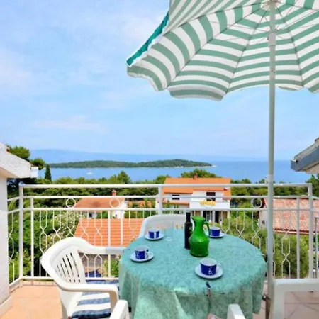 Bozikovic - - Vitarnja Jelsa (Hvar)