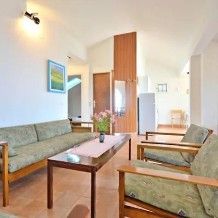 Bozikovic - - Vitarnja Apartament *