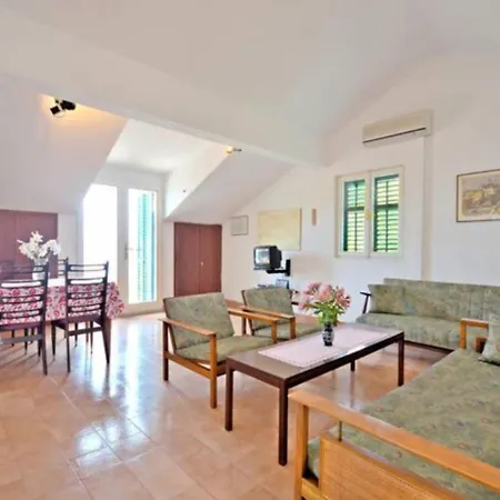 Apartament Bozikovic - - Vitarnja *