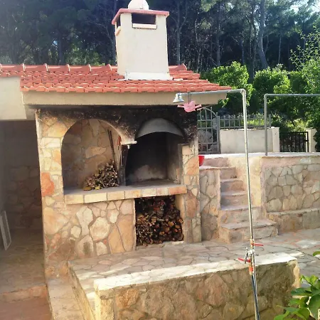 Bozikovic - Jelsa - Vitarnja Jelsa (Hvar)