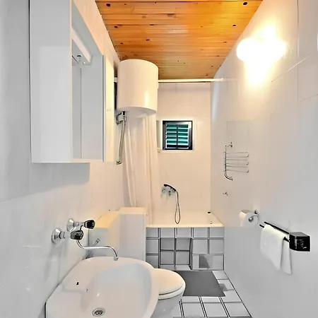 Bozikovic - - Vitarnja Apartman